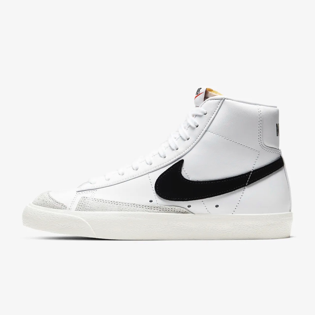 White Blazer Mid 77